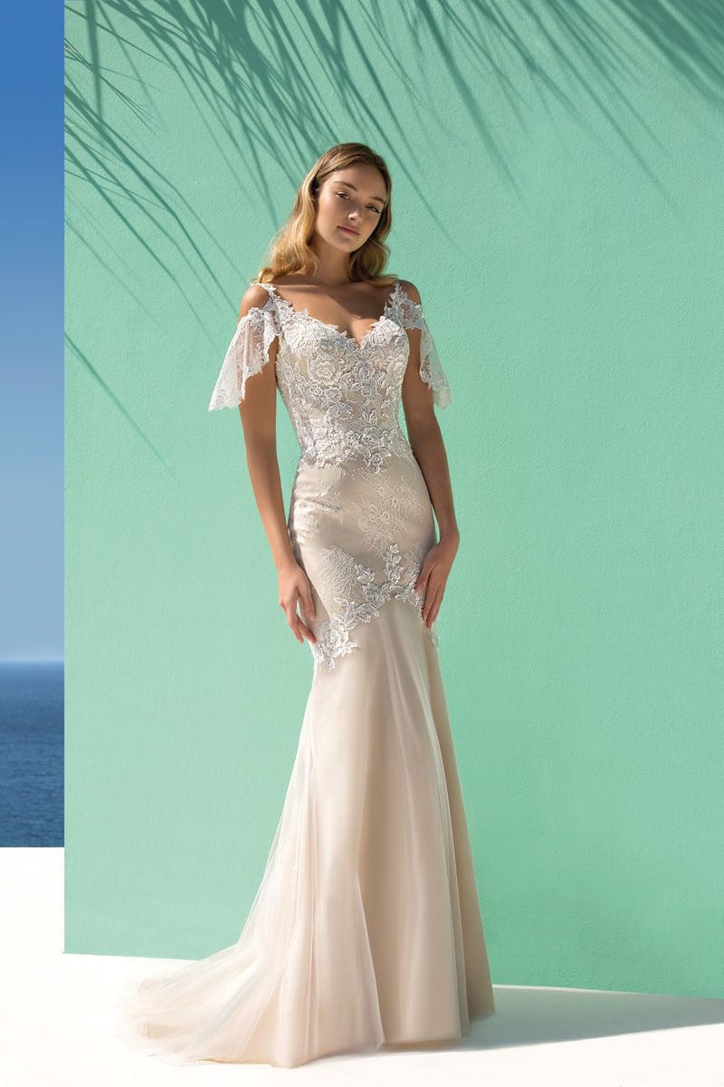 Suknia ślubna DR234  - Demetrios - kolor Nude/natural - rozmiar 36 - Salon Le Mariage